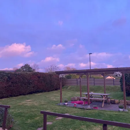 F1 Avec Jardin Gueuteville Les Gres *